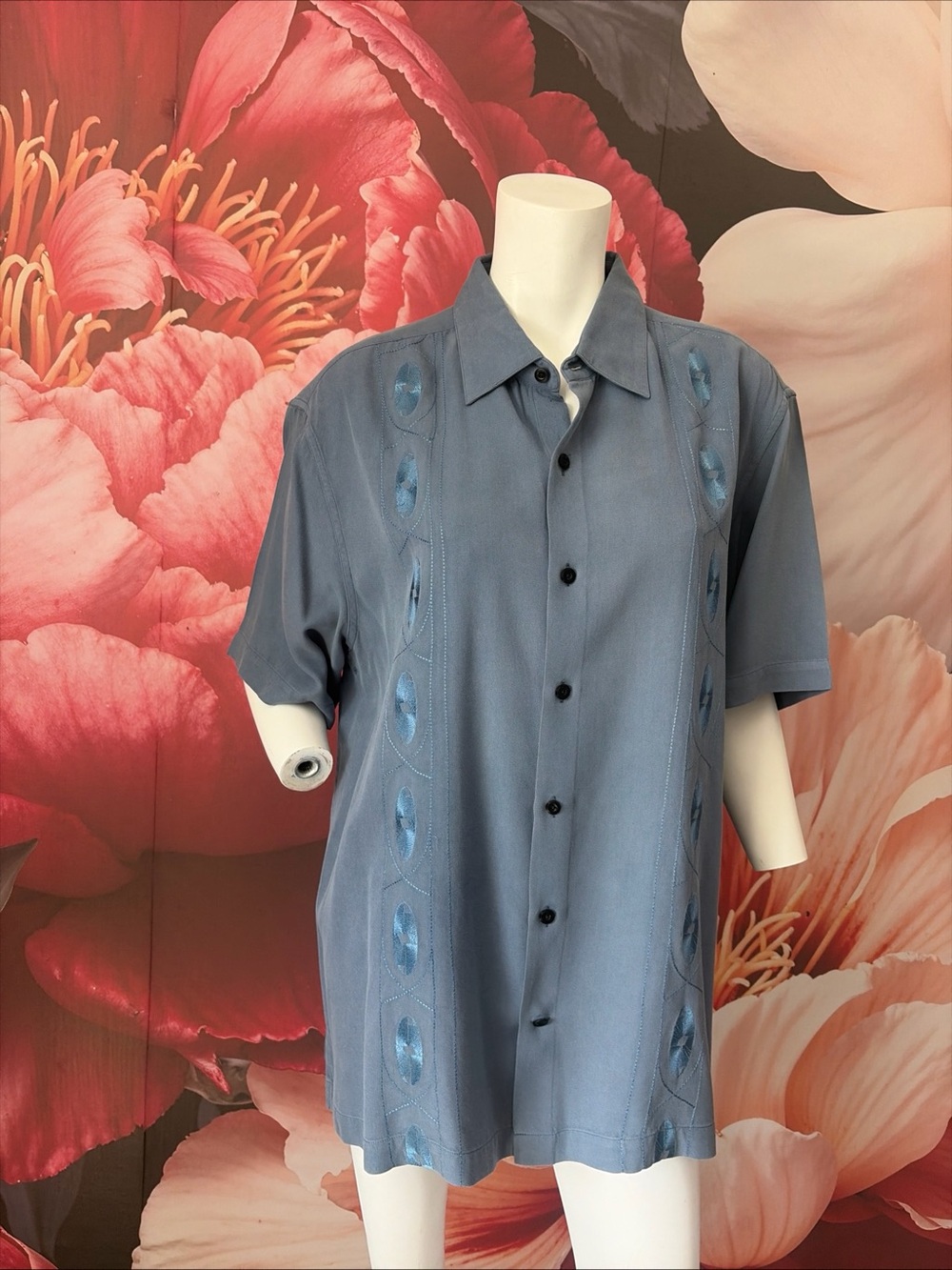Nat Nast Luxury Originals Men’s 100% Silk Shirt, Size L, American Fit, Blue